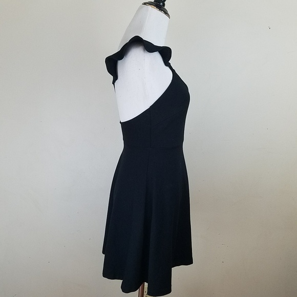 LuLus Fitted Backless Black Dress - Picture 4 of 5